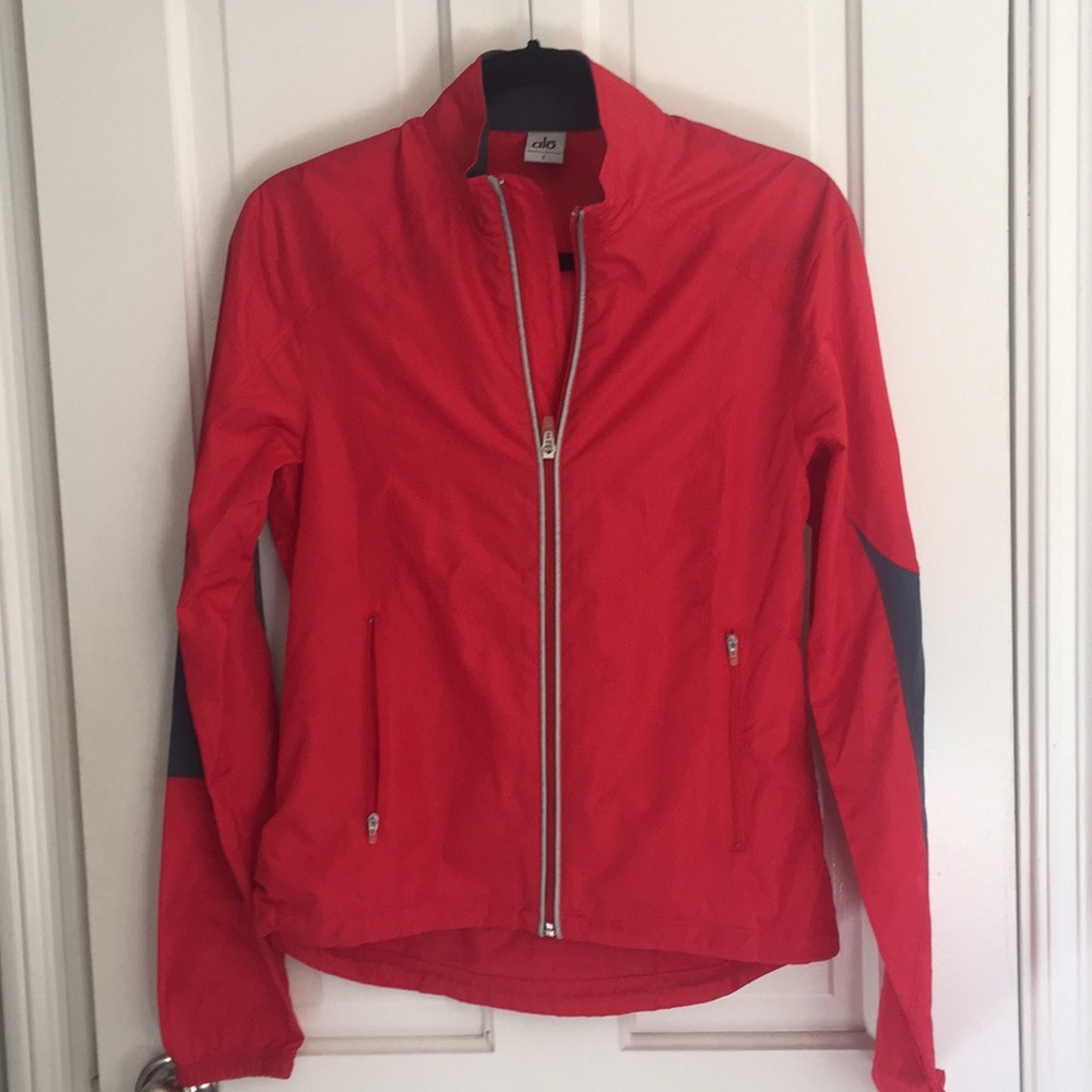 Alo Windbreaker running jacket - red